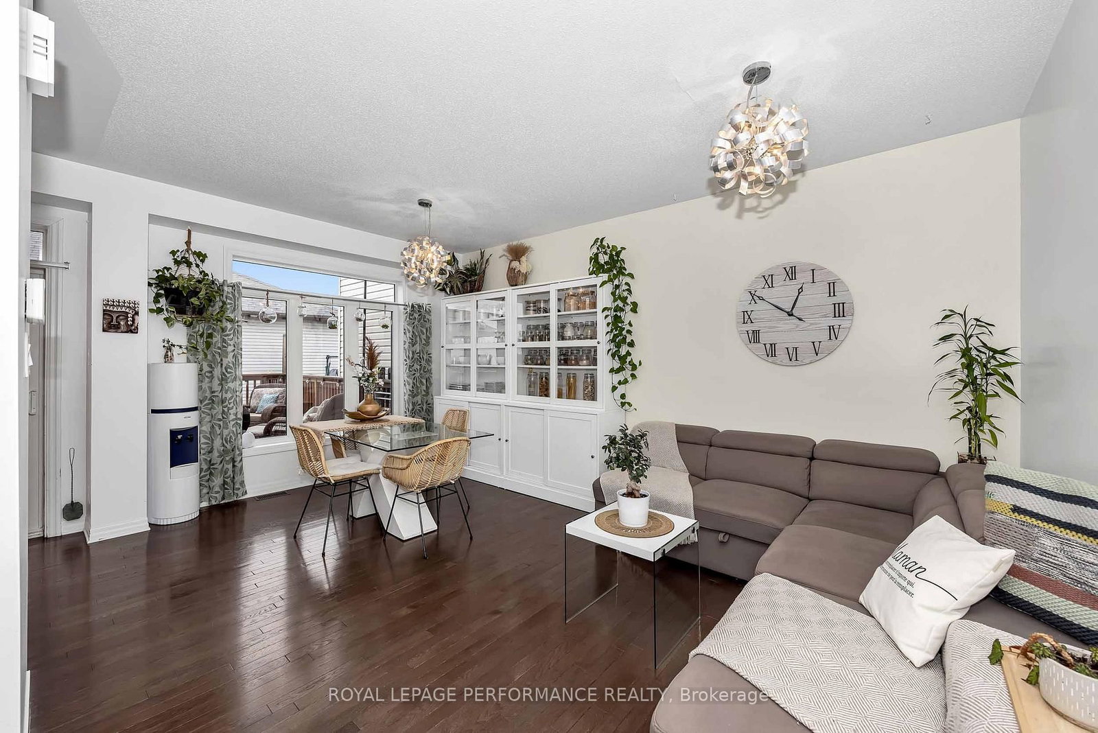 510 Knotridge Street • Orleans, ON photo 5