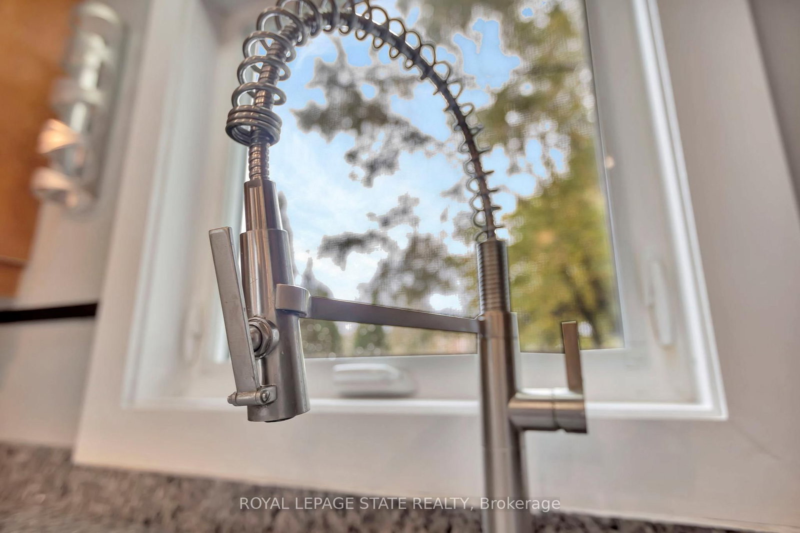 121 King Street E • Hamilton, ON photo 14