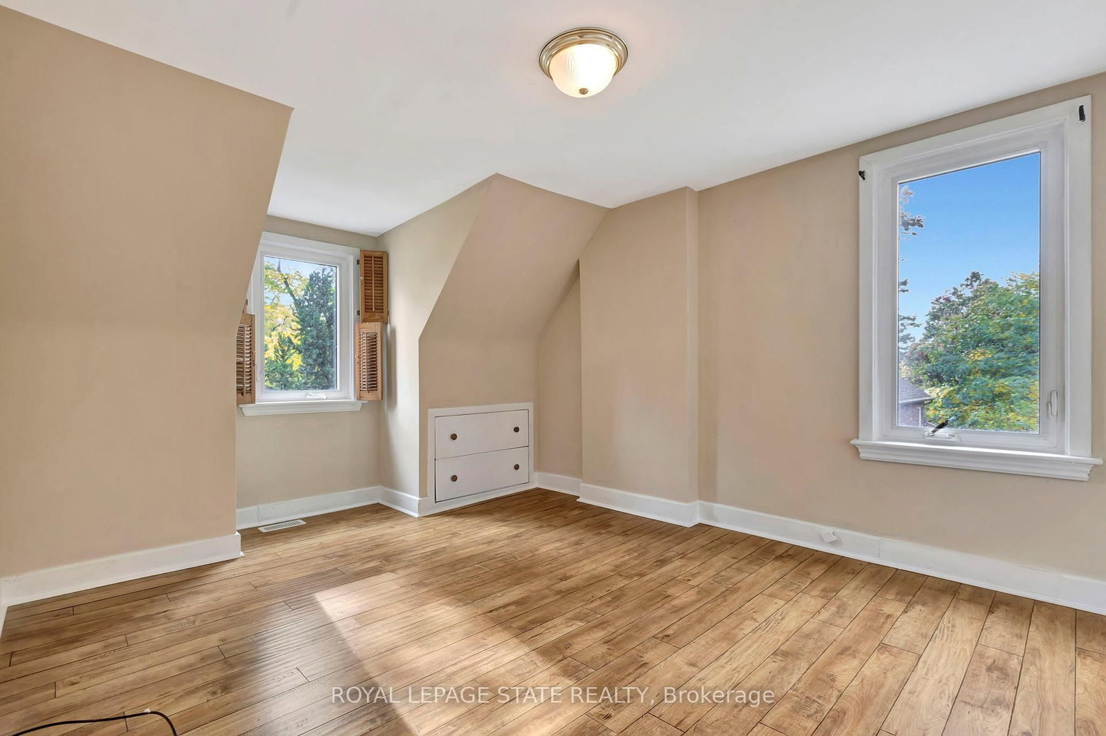 121 King Street E • Hamilton, ON photo 19