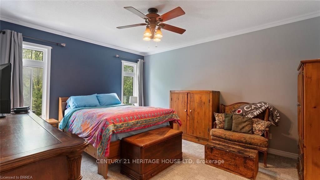 2 Hunter Drive S • Norfolk, ON photo 18