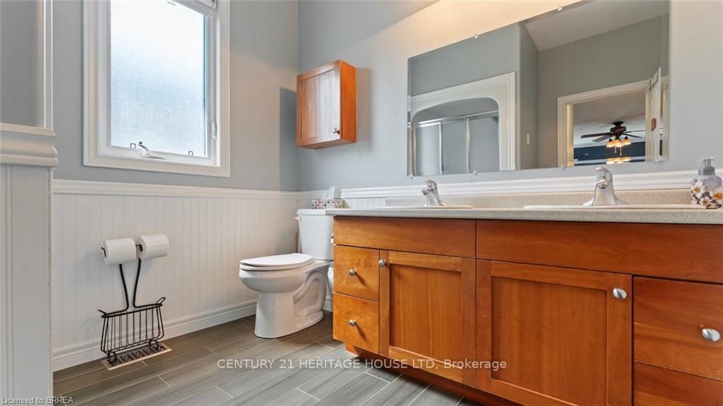 2 Hunter Drive S • Norfolk, ON photo 20