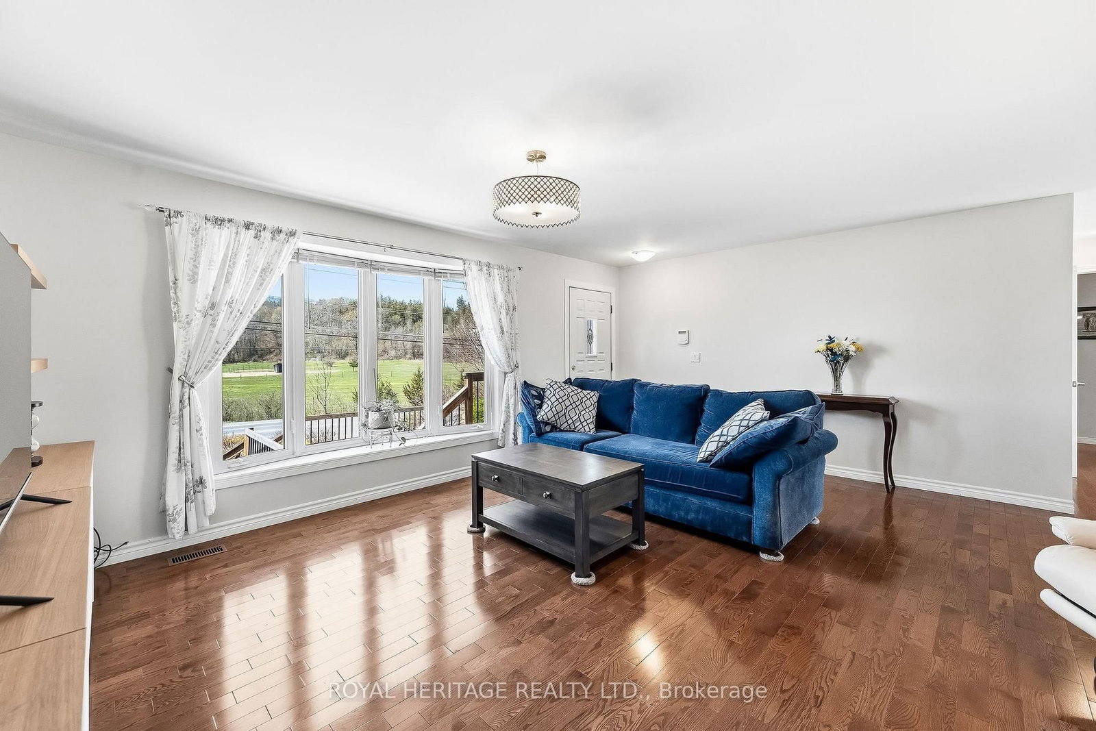 2434 Wallbridge Loyalist Road • Quinte West, ON photo 5