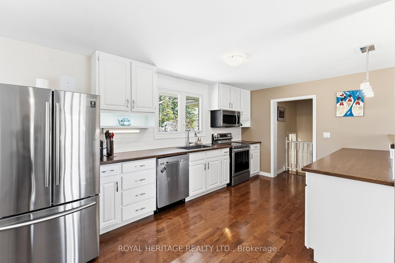 2434 Wallbridge Loyalist Road • Quinte West, ON photo 8