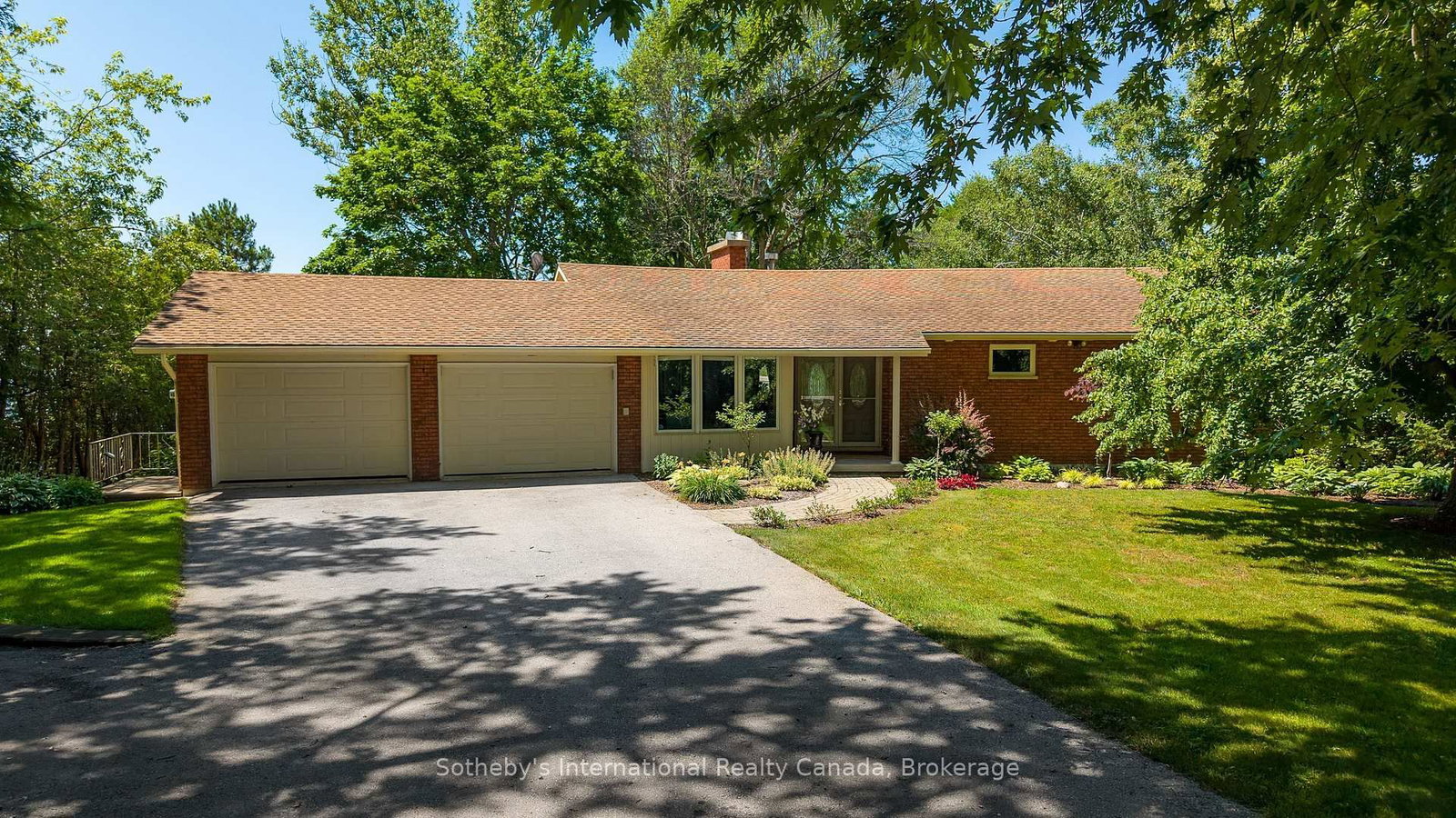 359288 Grey Rd 15 • Meaford, ON photo 2