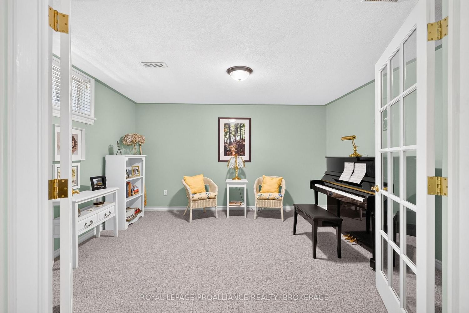 657 Roosevelt Drive • Kingston, ON photo 26