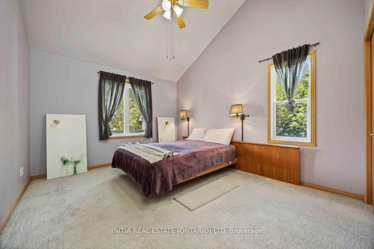 4217 Bluepoint Drive • Plympton-Wyoming, ON photo 13