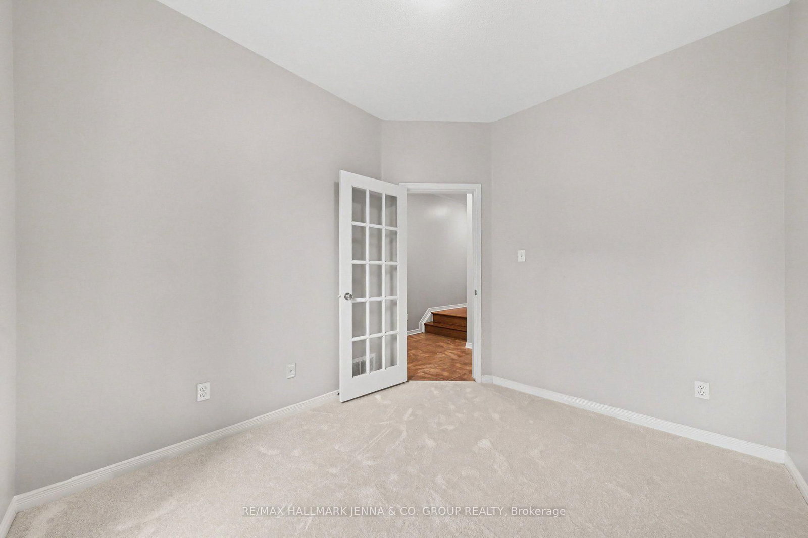 190 Sorento Street • Ottawa, ON photo 23
