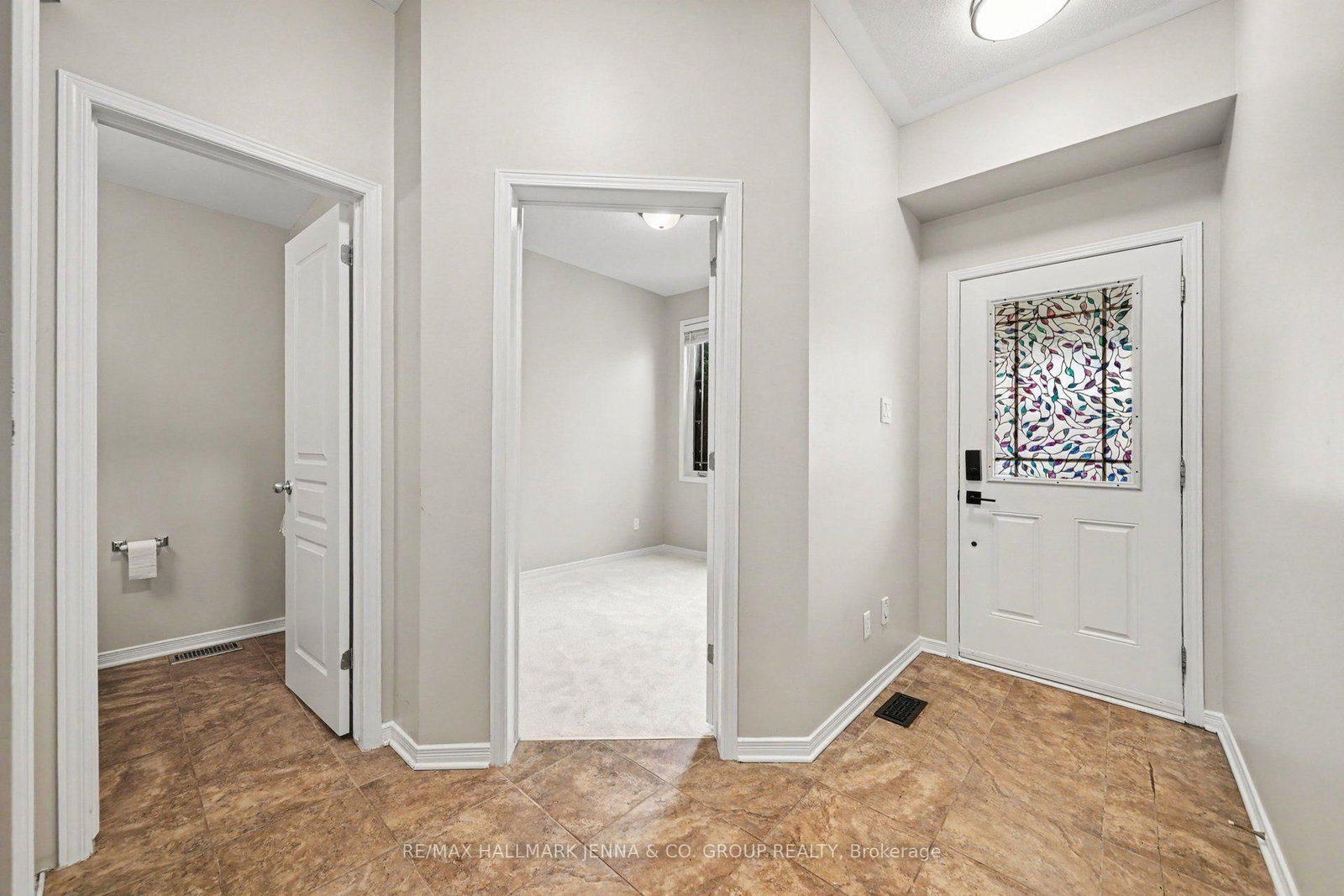 190 Sorento Street • Ottawa, ON photo 3