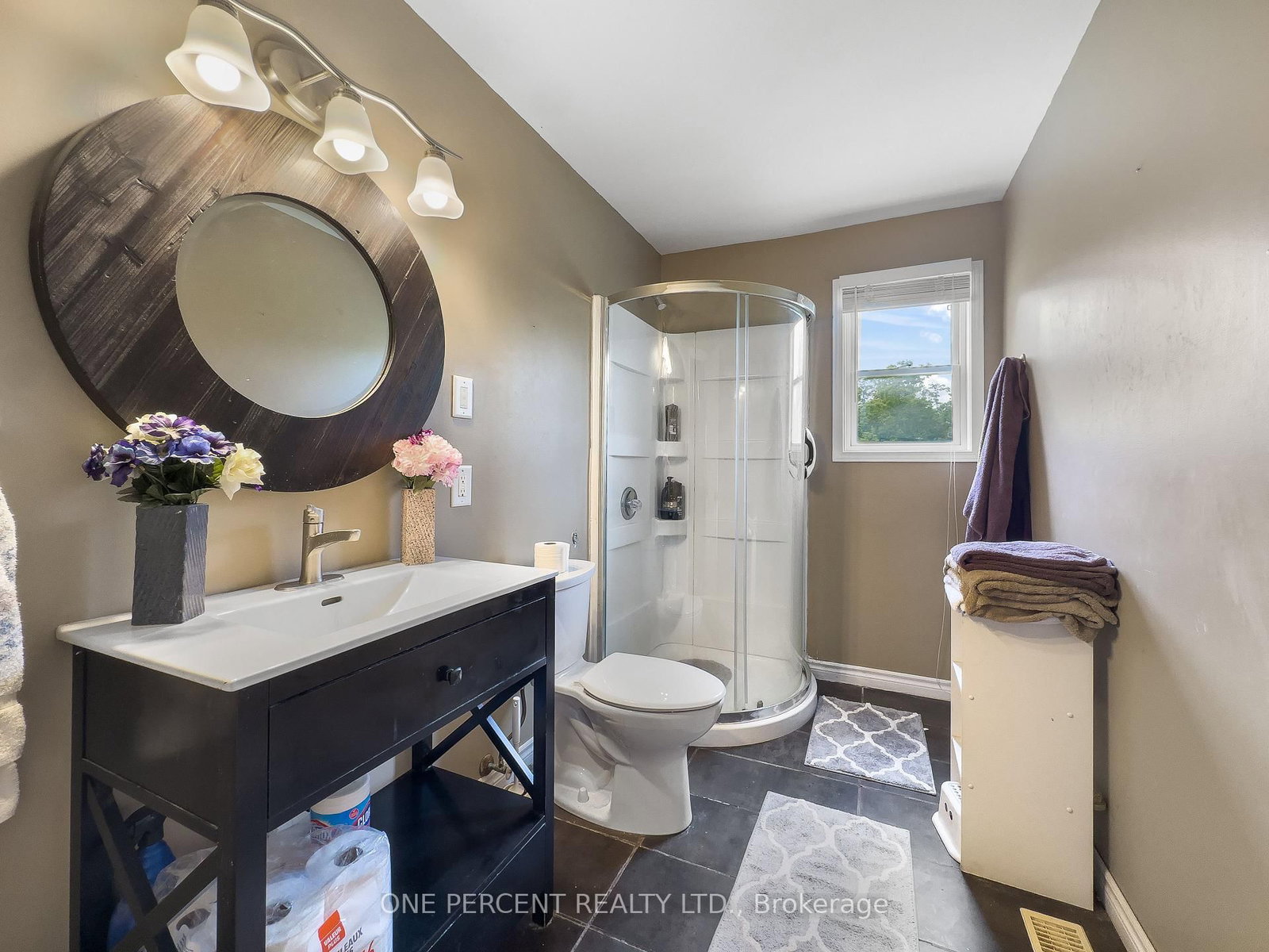 30 Woodridge Drive • Madoc, ON photo 11