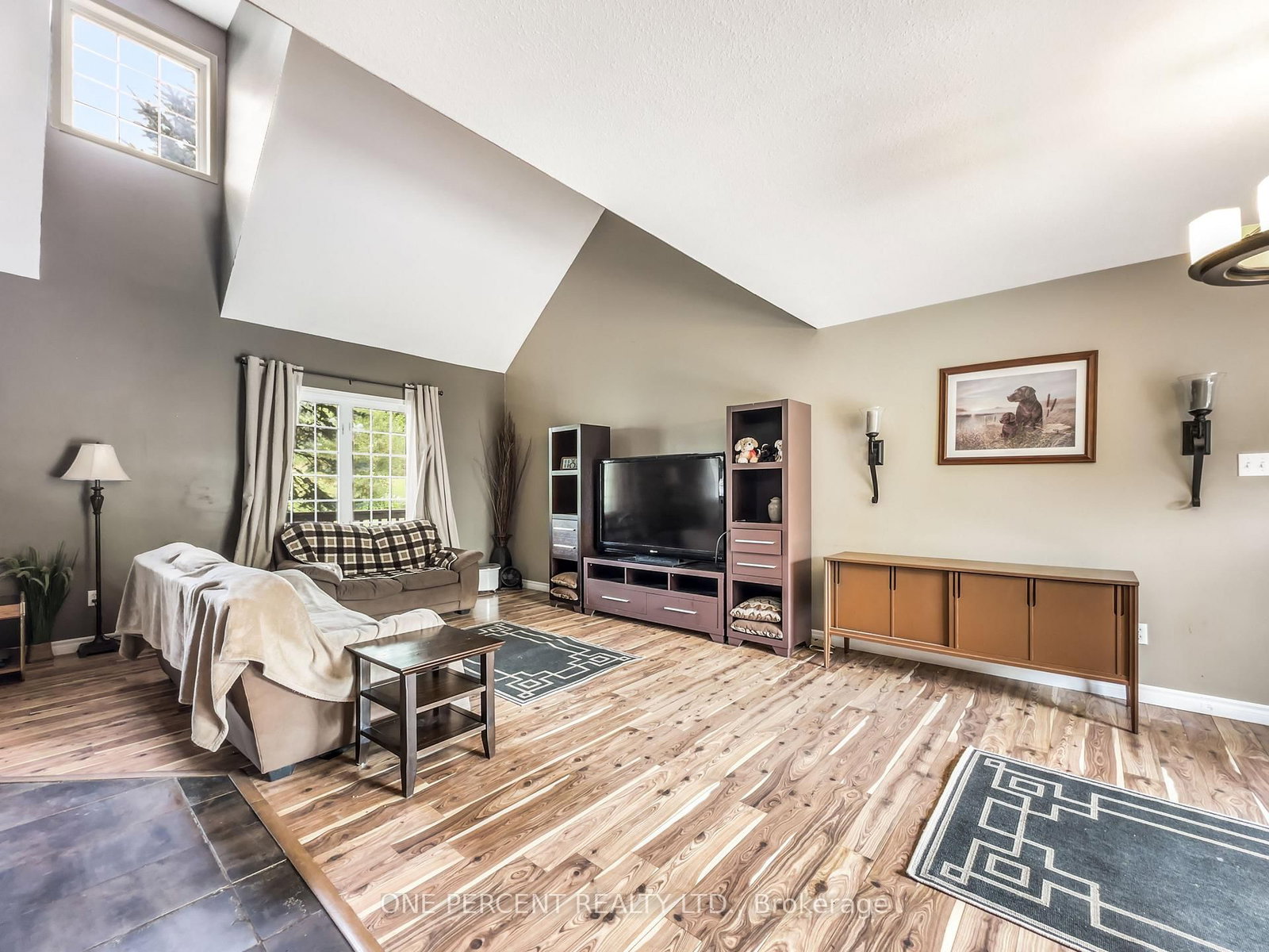 30 Woodridge Drive • Madoc, ON photo 13