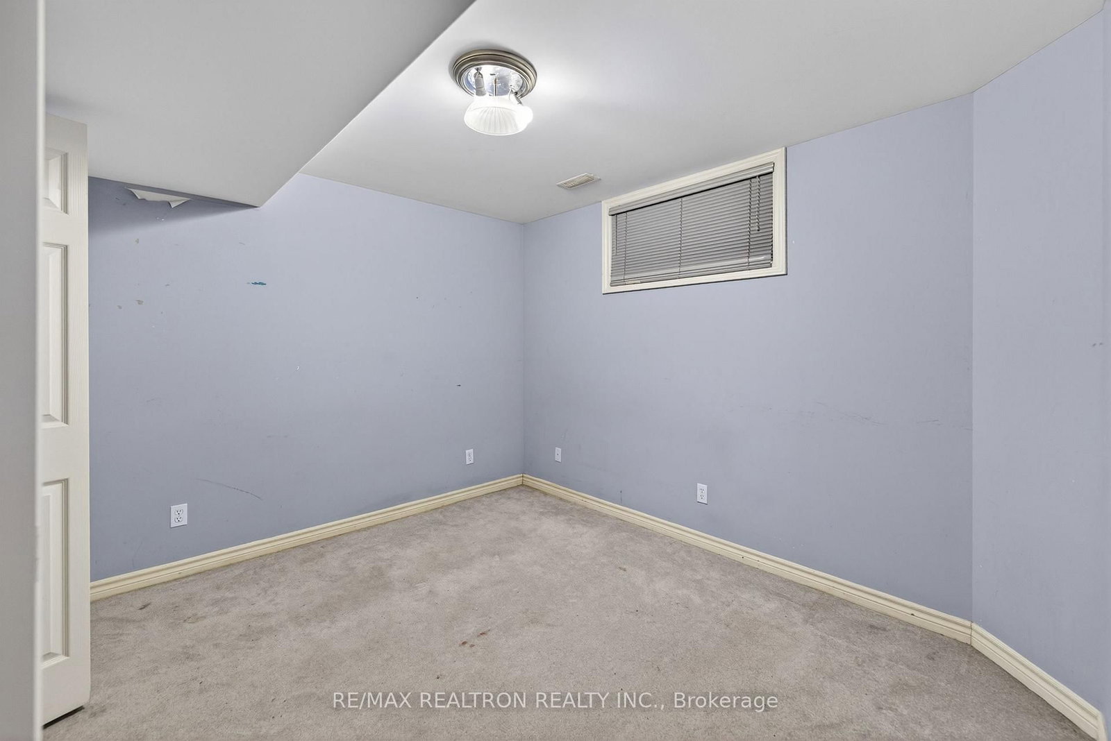 20 Magnolia Court • Belleville, ON photo 40