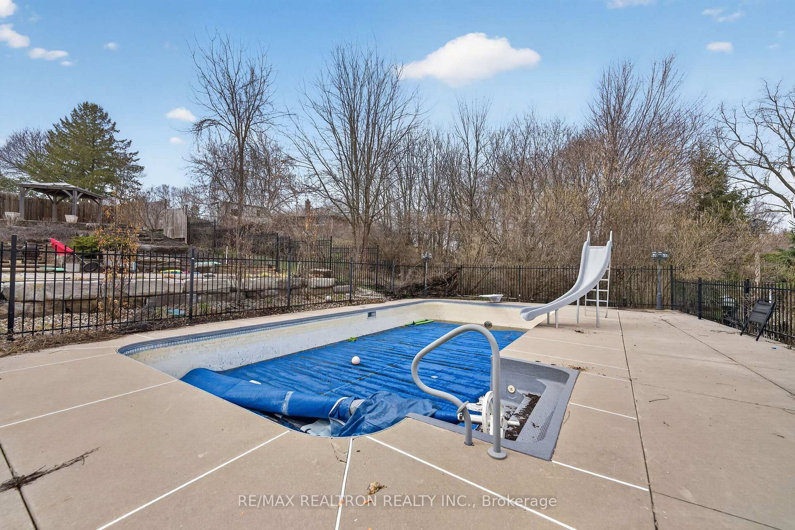 20 Magnolia Court • Belleville, ON photo 47