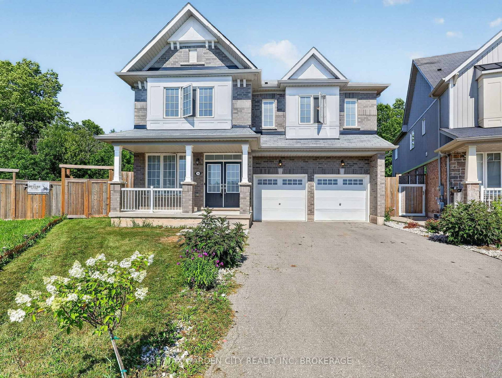Detached House for sale at 7568 Tupelo Crescent, Niagara Falls, Ontario, L2H 3S5 - Brown - MLS: X13567798