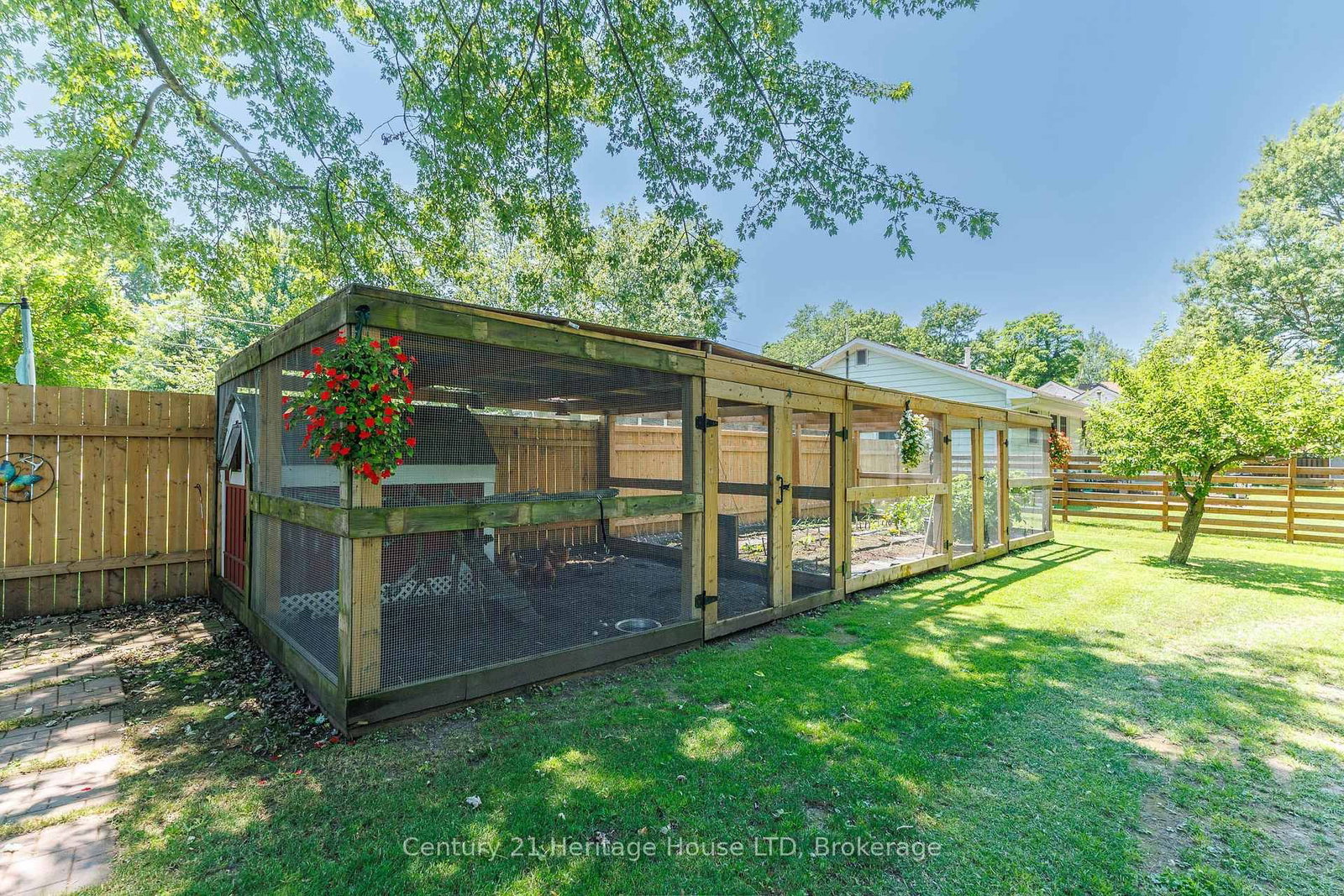 187 South Mill Street • Fort Erie, ON photo 32