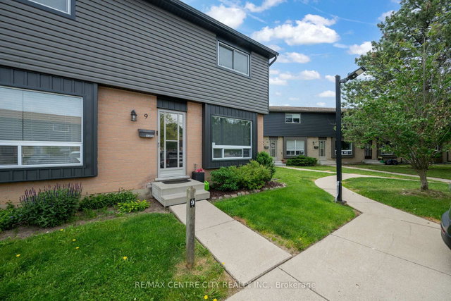 9 - 475 Sandringham Crescent