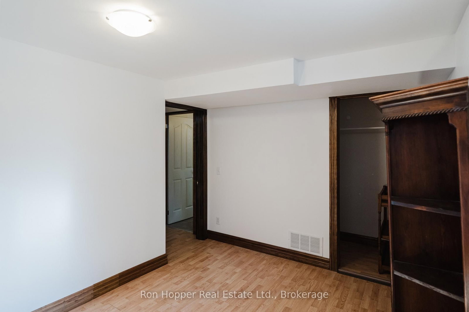 1893 W 8th Avenue • Owen Sound, ON photo 32