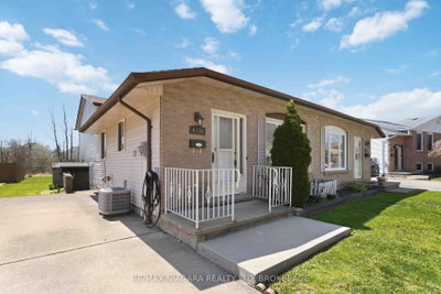 6156 Wildrose Crescent — photo 3
