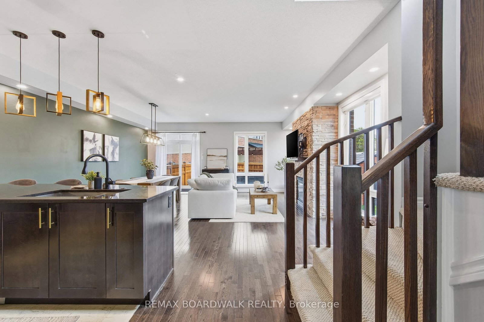 375 Cooks Mill Crescent • Ottawa, ON photo 10