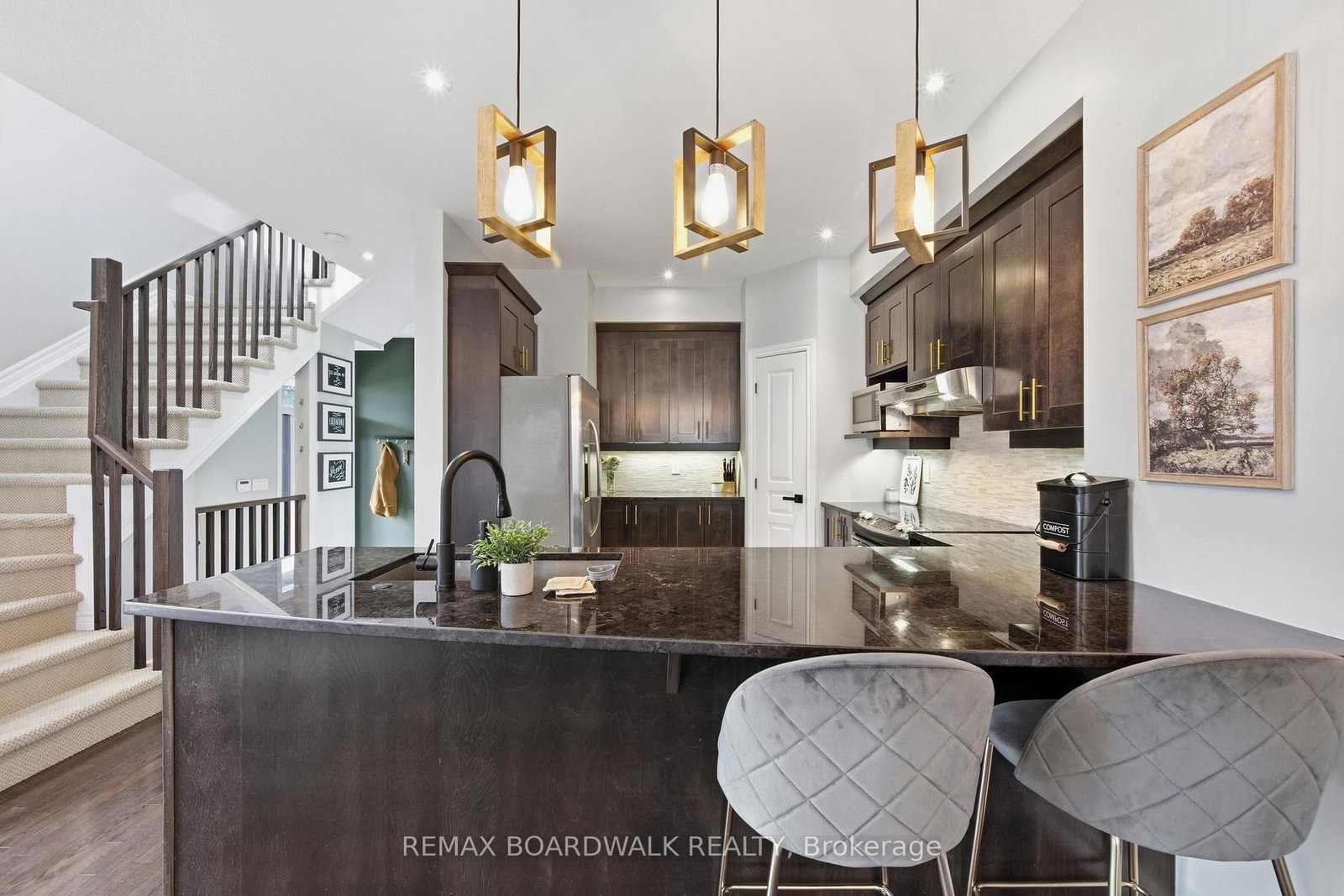 375 Cooks Mill Crescent • Ottawa, ON photo 11