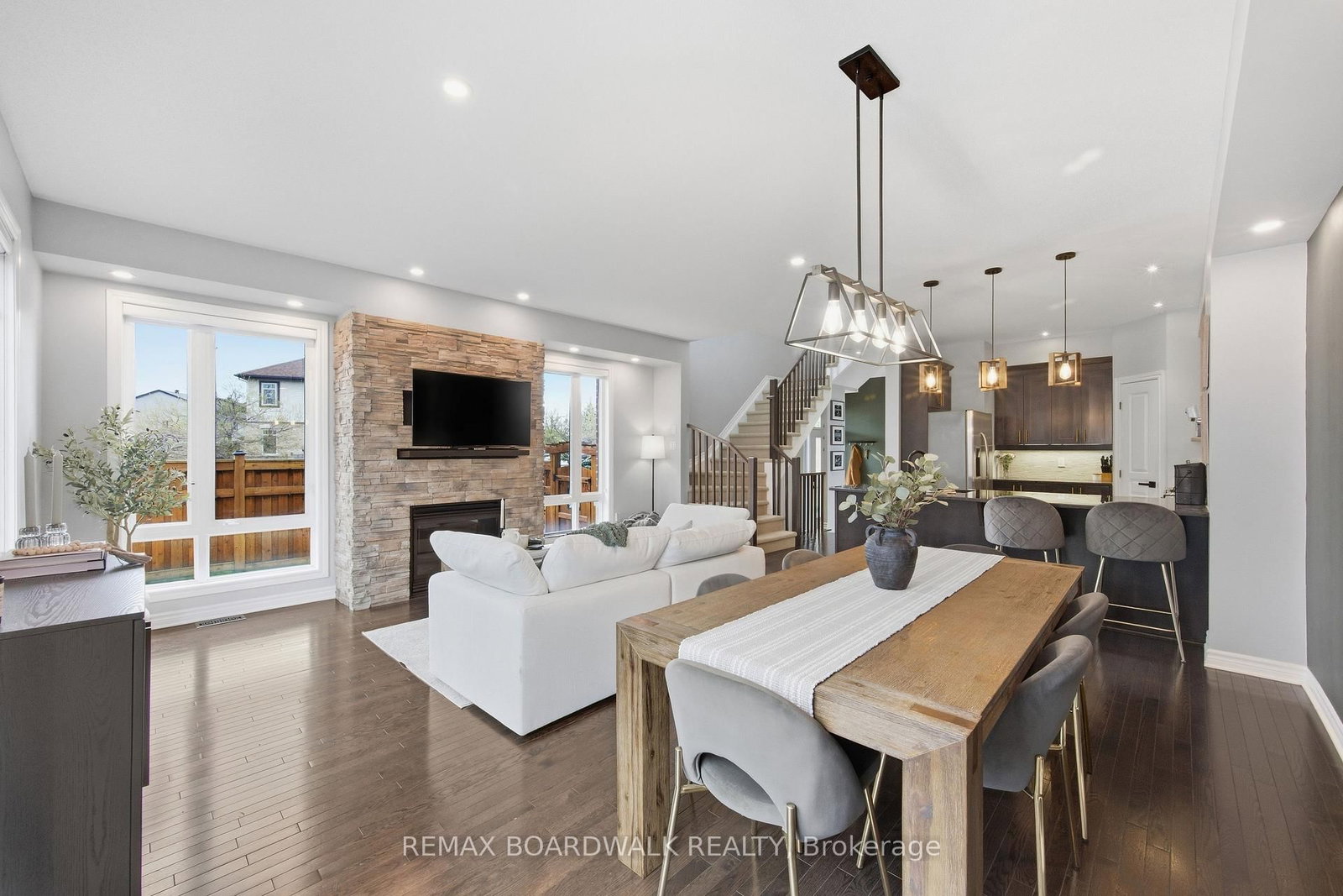 375 Cooks Mill Crescent • Ottawa, ON photo 17