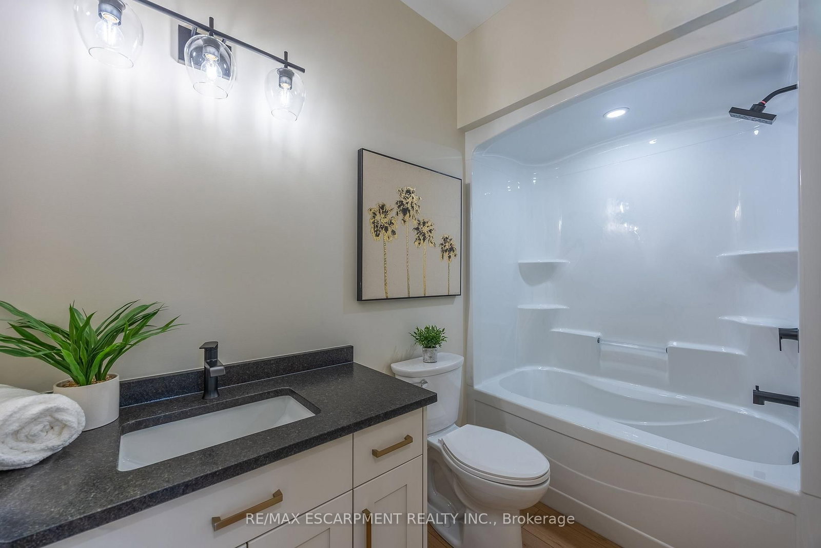 88 Craddock Boulevard • Haldimand, ON photo 6