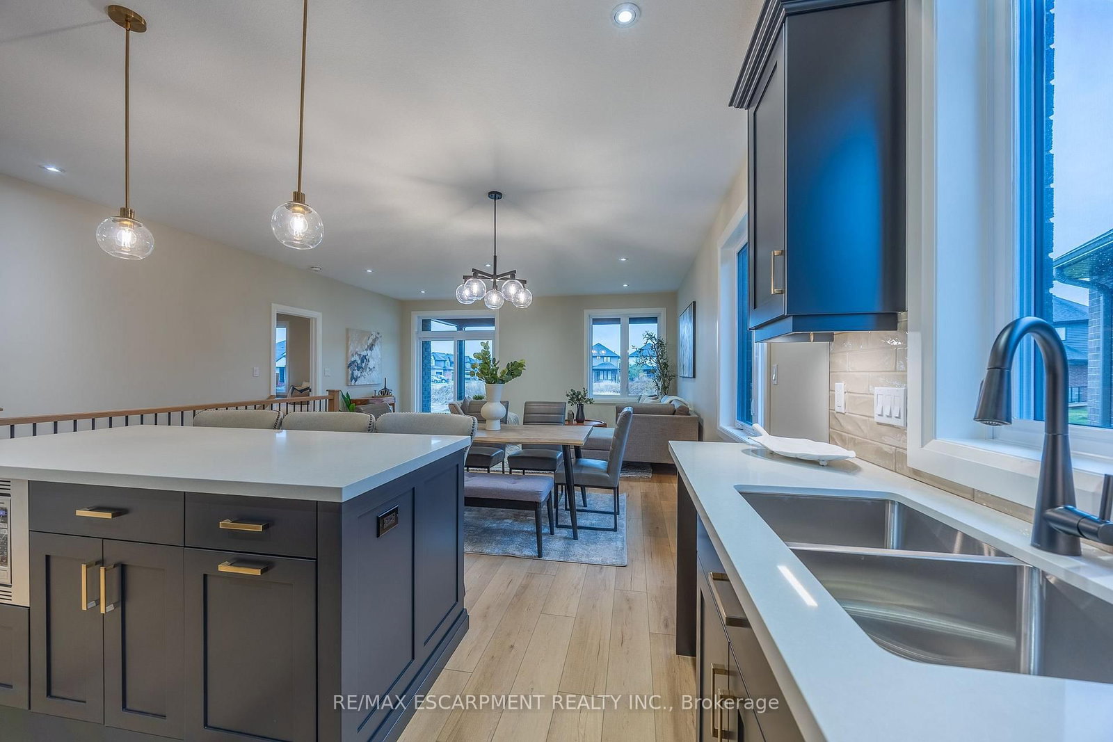 88 Craddock Boulevard • Haldimand, ON photo 8