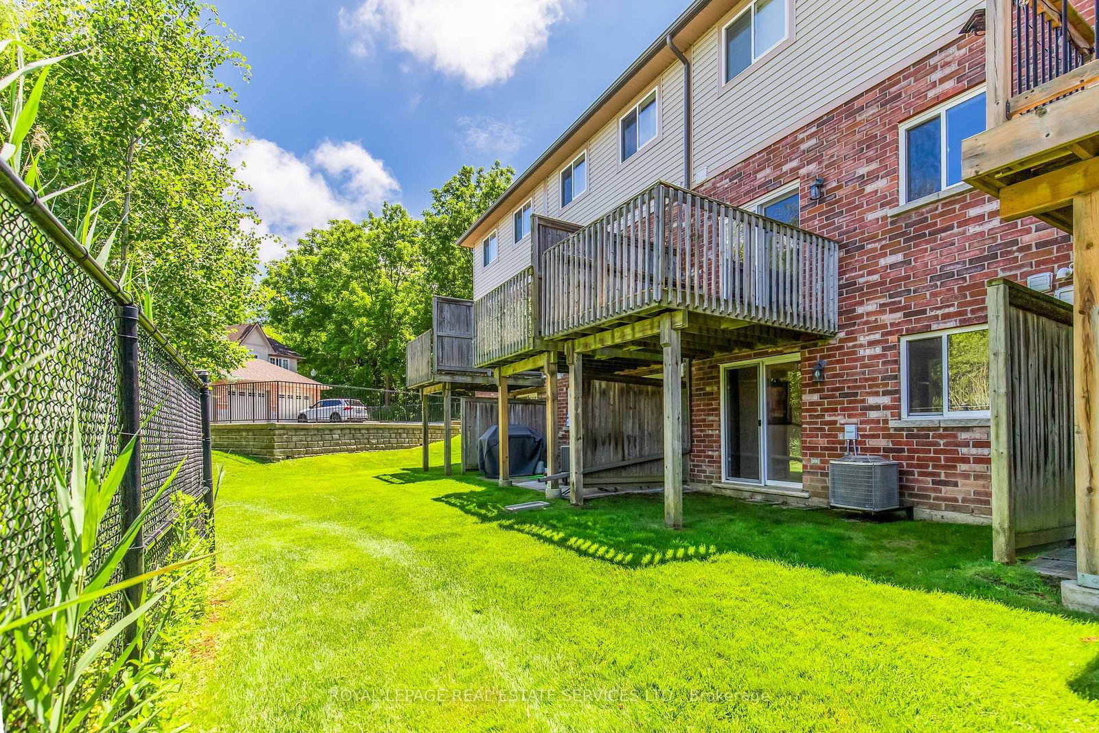 113 Liddycoat Lane • Hamilton, ON photo 28