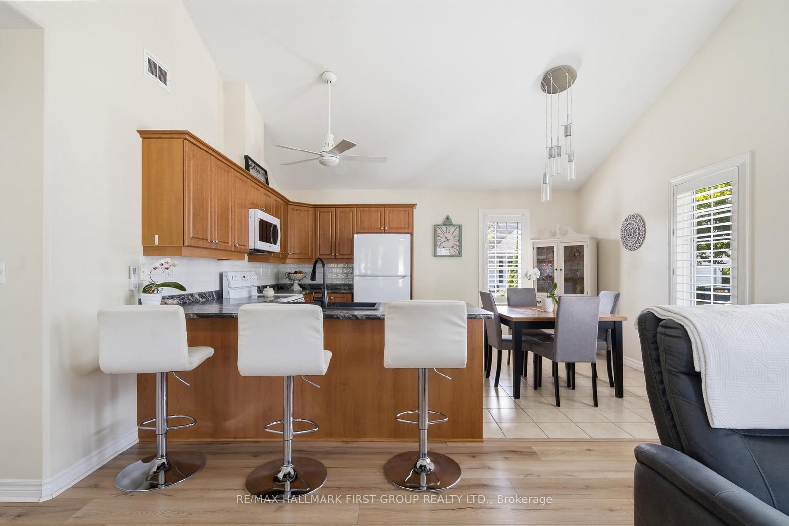 325 Densmore Road • #404 • Cobourg, ON photo 10