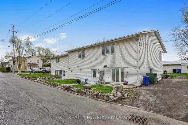 916 King St Street
