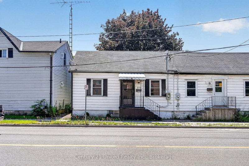 271 University Avenue W