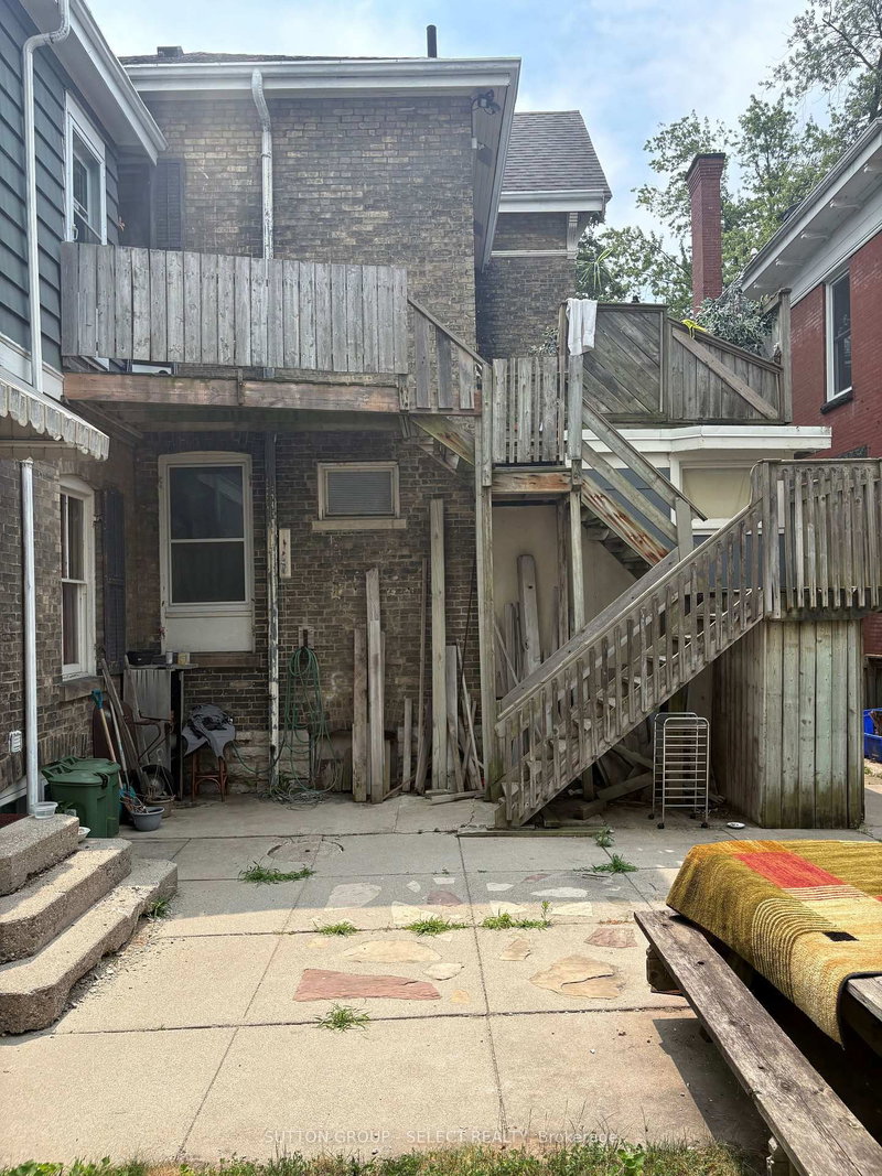 292 Central Avenue