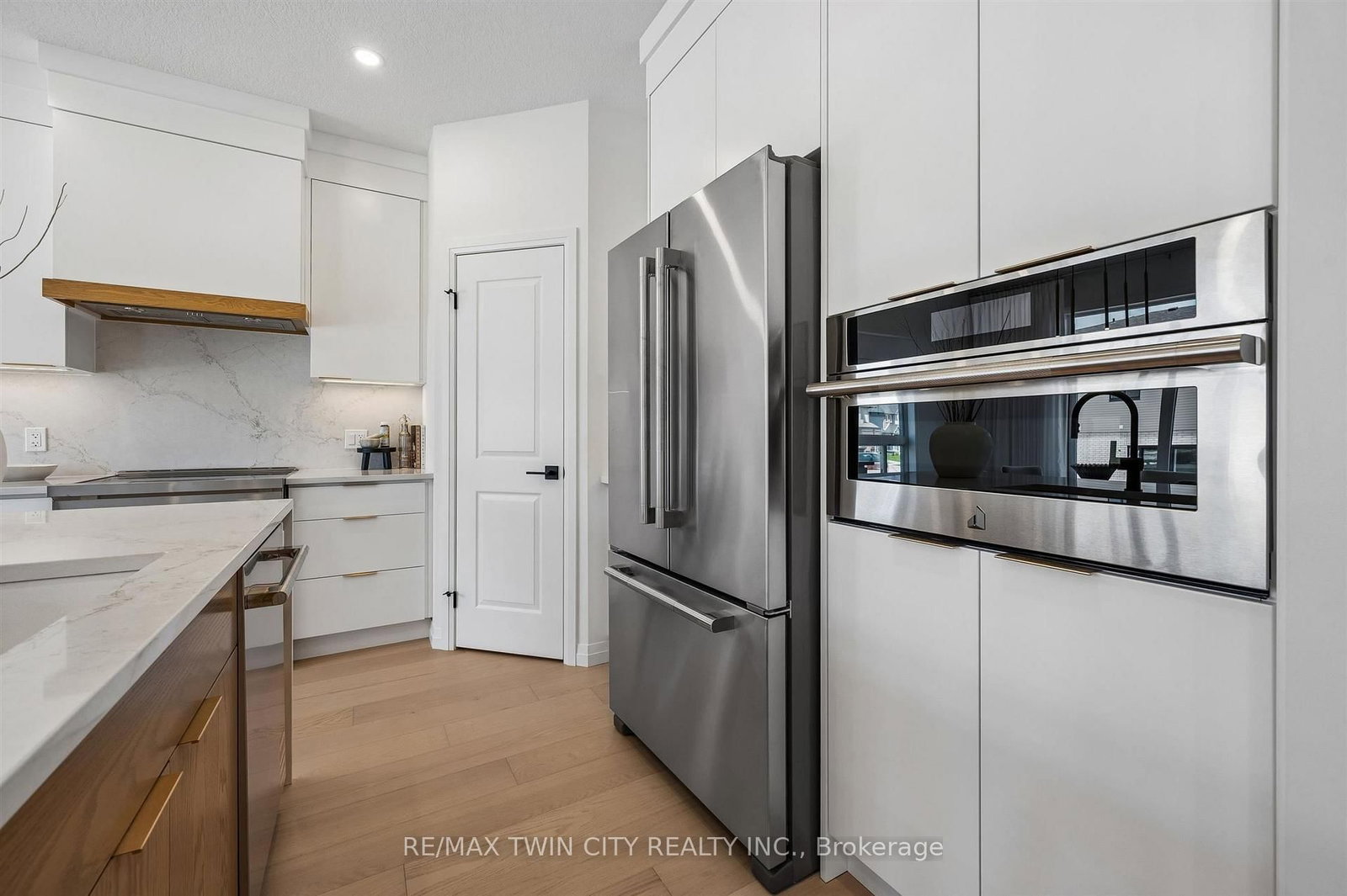 1681 Dunkirk Avenue • Woodstock, ON photo 13