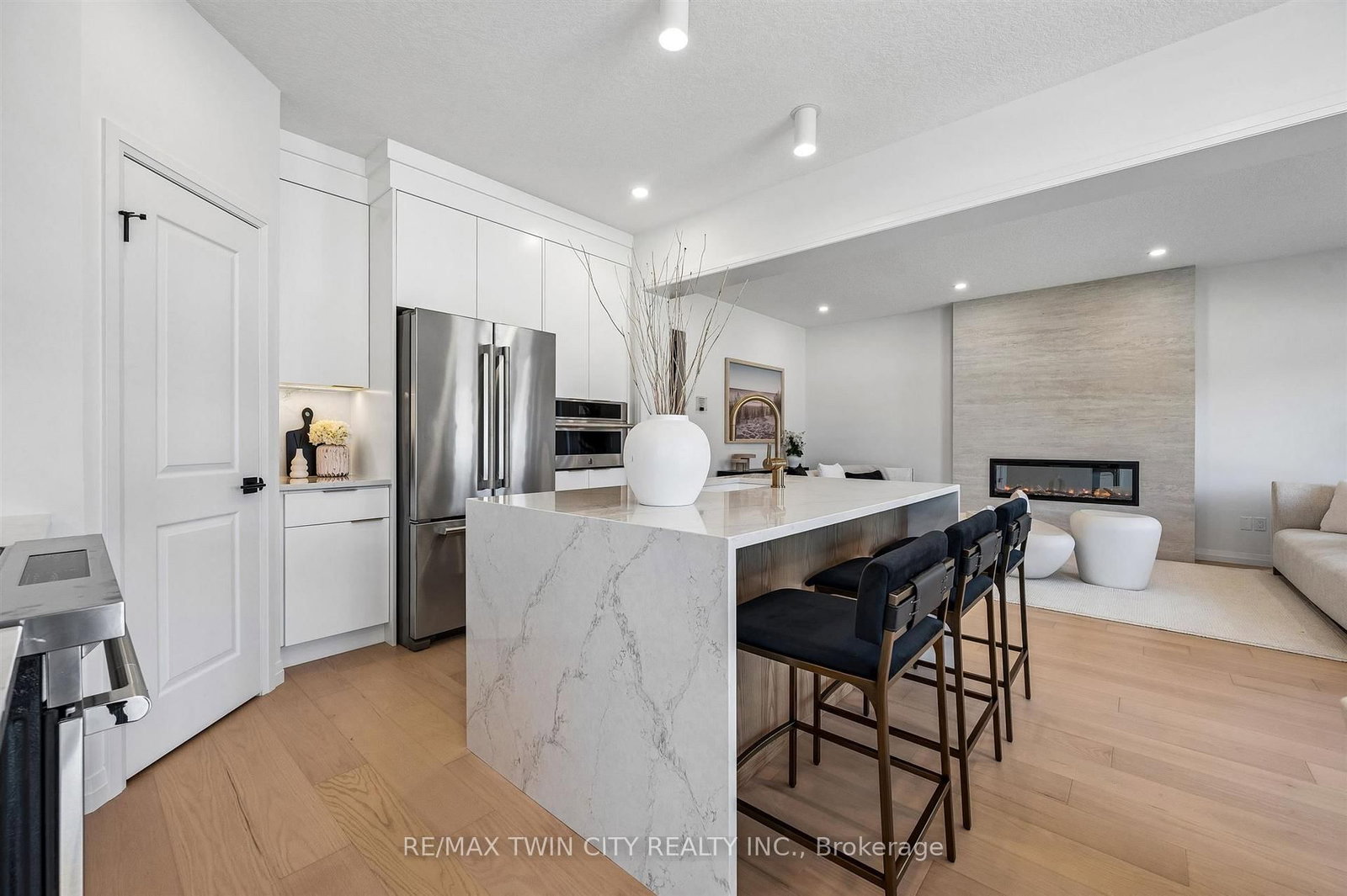 1681 Dunkirk Avenue • Woodstock, ON photo 15
