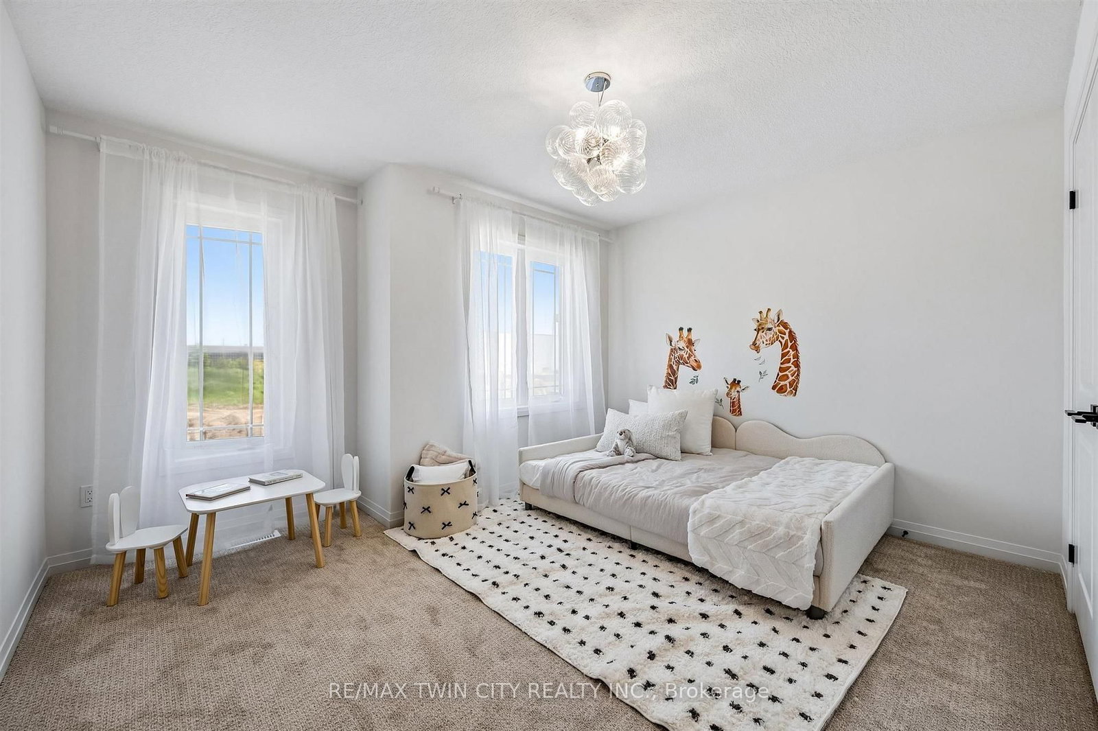 1681 Dunkirk Avenue • Woodstock, ON photo 24