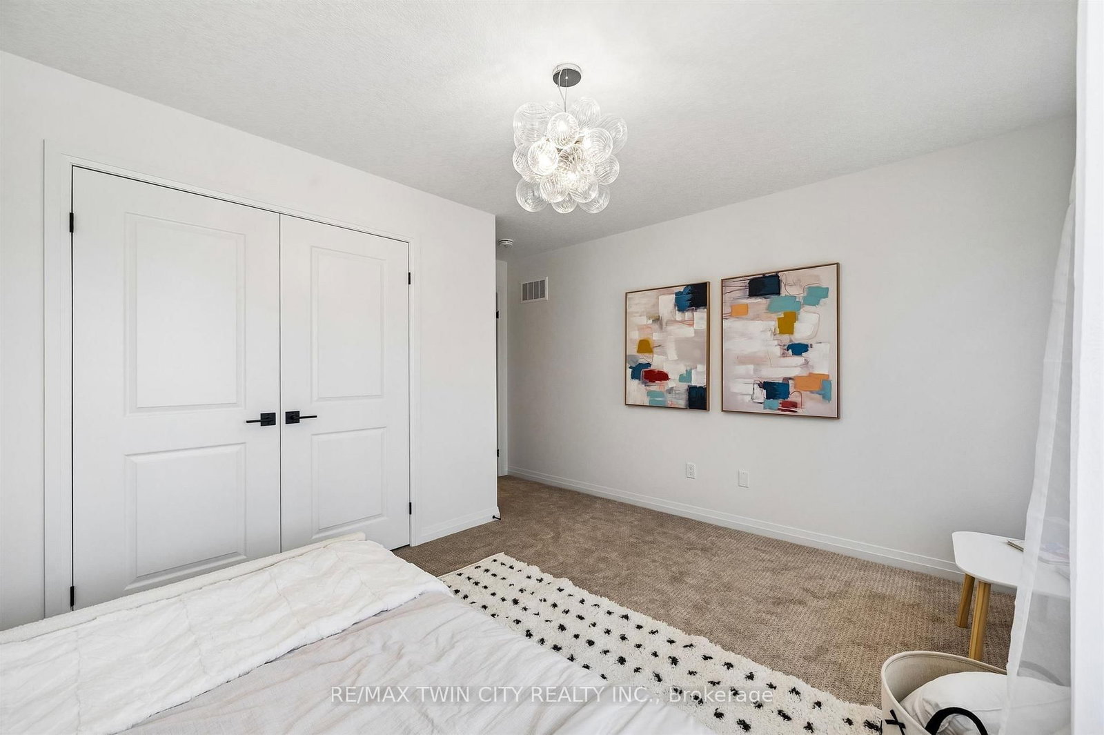 1681 Dunkirk Avenue • Woodstock, ON photo 25