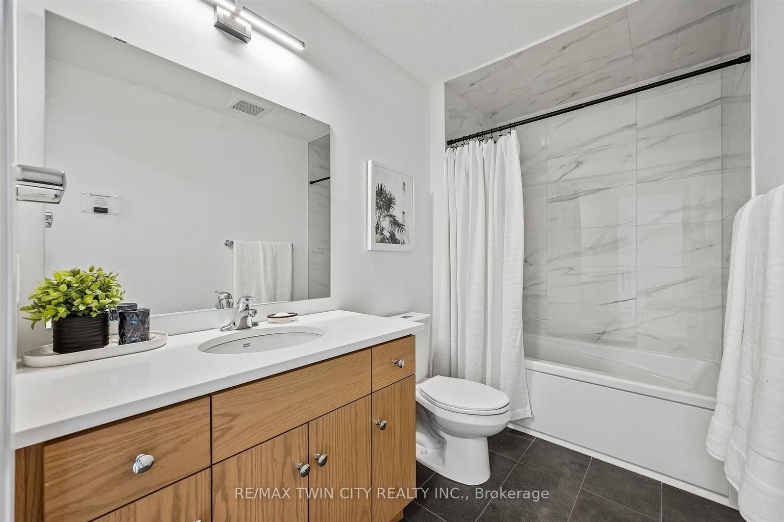 1681 Dunkirk Avenue • Woodstock, ON photo 26