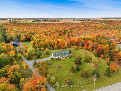 Detached House for sale at 638 St Thomas Road, Russell, Ontario, K0A 1W0 - Russell Twp - MLS: X13568160