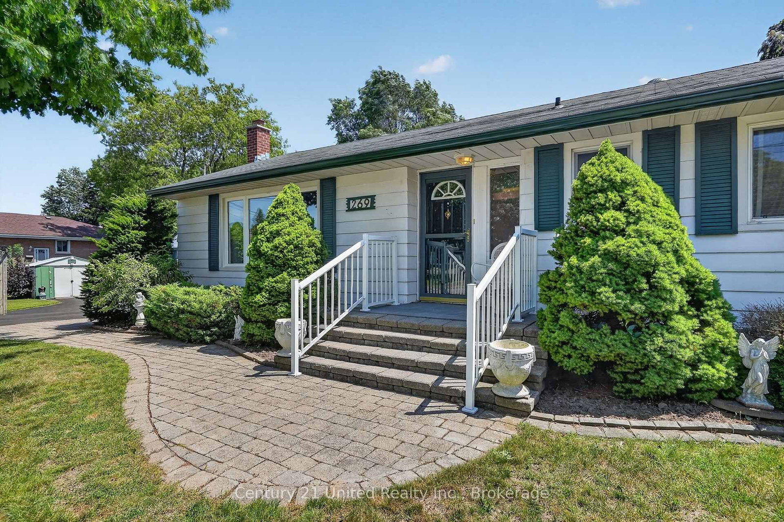 269 Nickerson Drive • Cobourg, ON photo 3