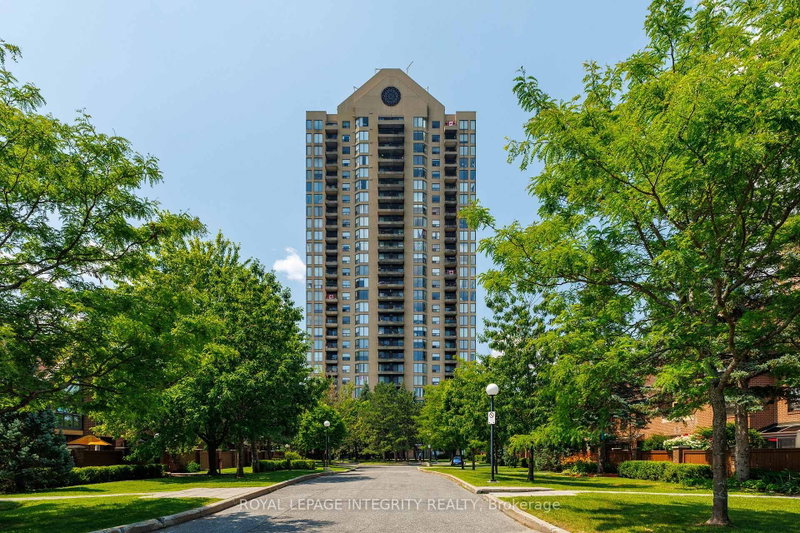 home for sale on 1207-545 St Laurent Boulevard