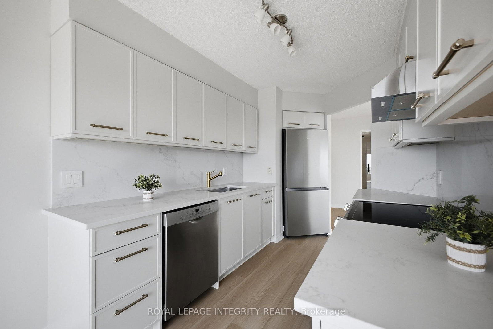 545 St Laurent Boulevard • #1207 • Ottawa, ON photo 6