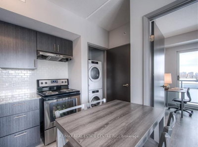 Unit 301B — 275 Larch Street — more photos