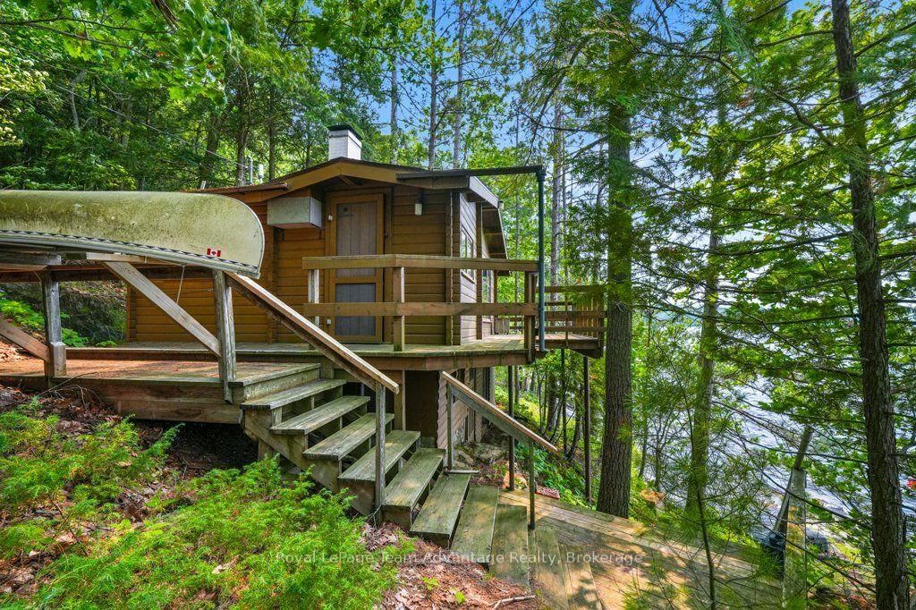 102 Blackstone Lake Water • The Archipelago, ON photo 8