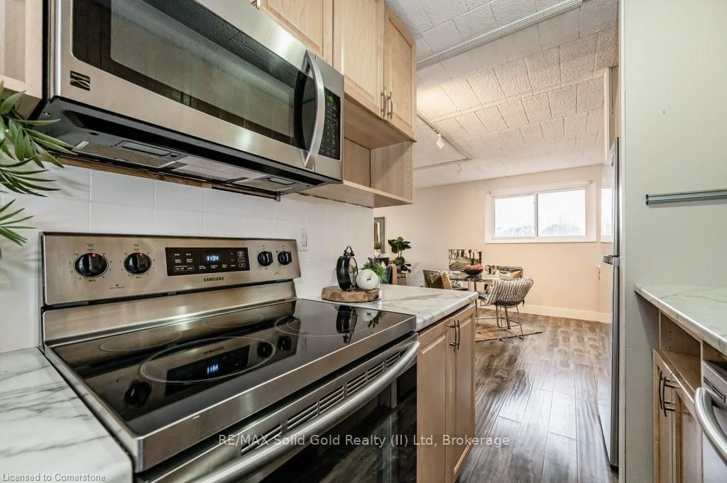 308-75 Hazelglen Dr, Kitchener, view 23