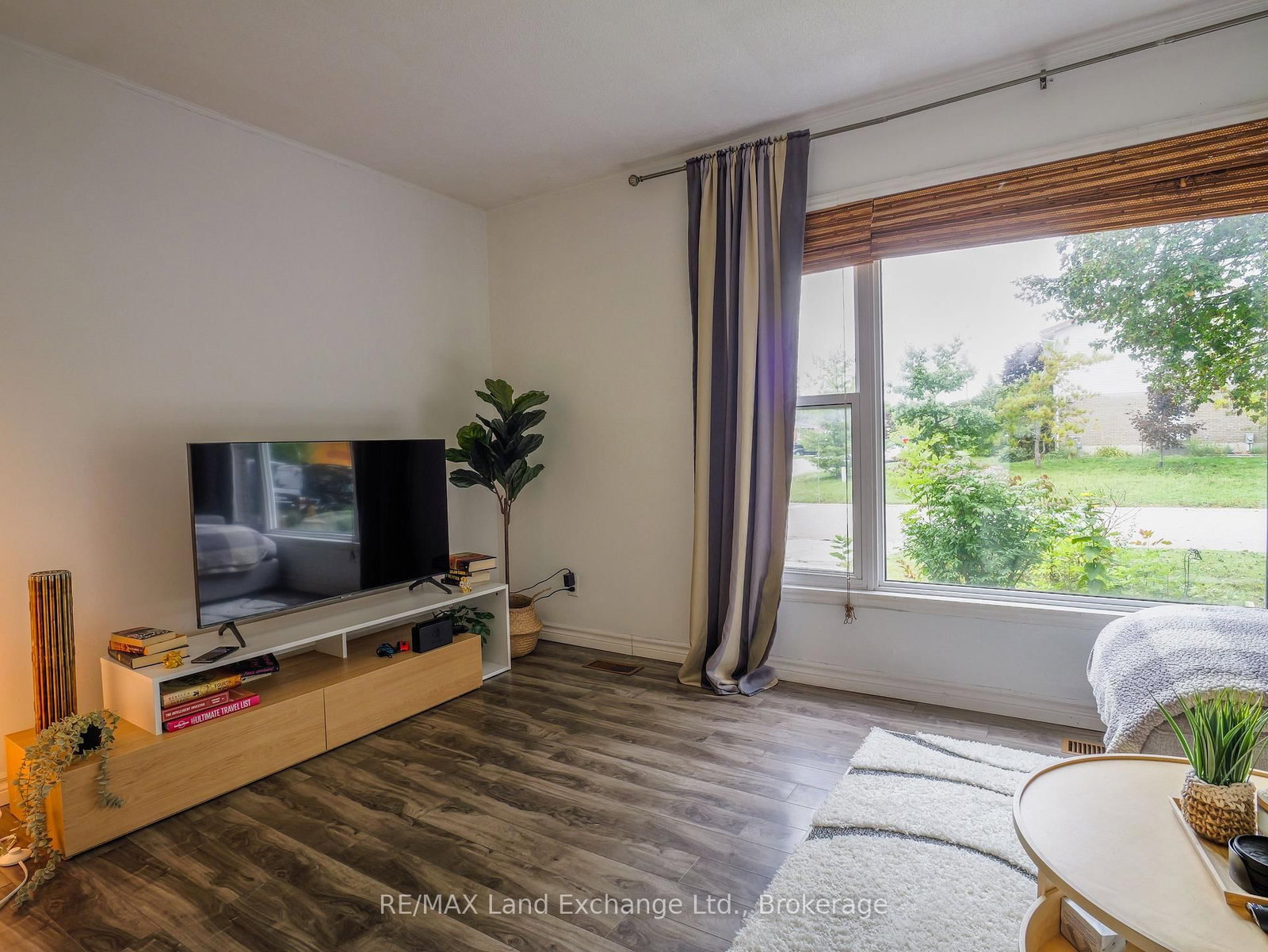 650 Barnes Avenue • Saugeen Shores, ON photo 4