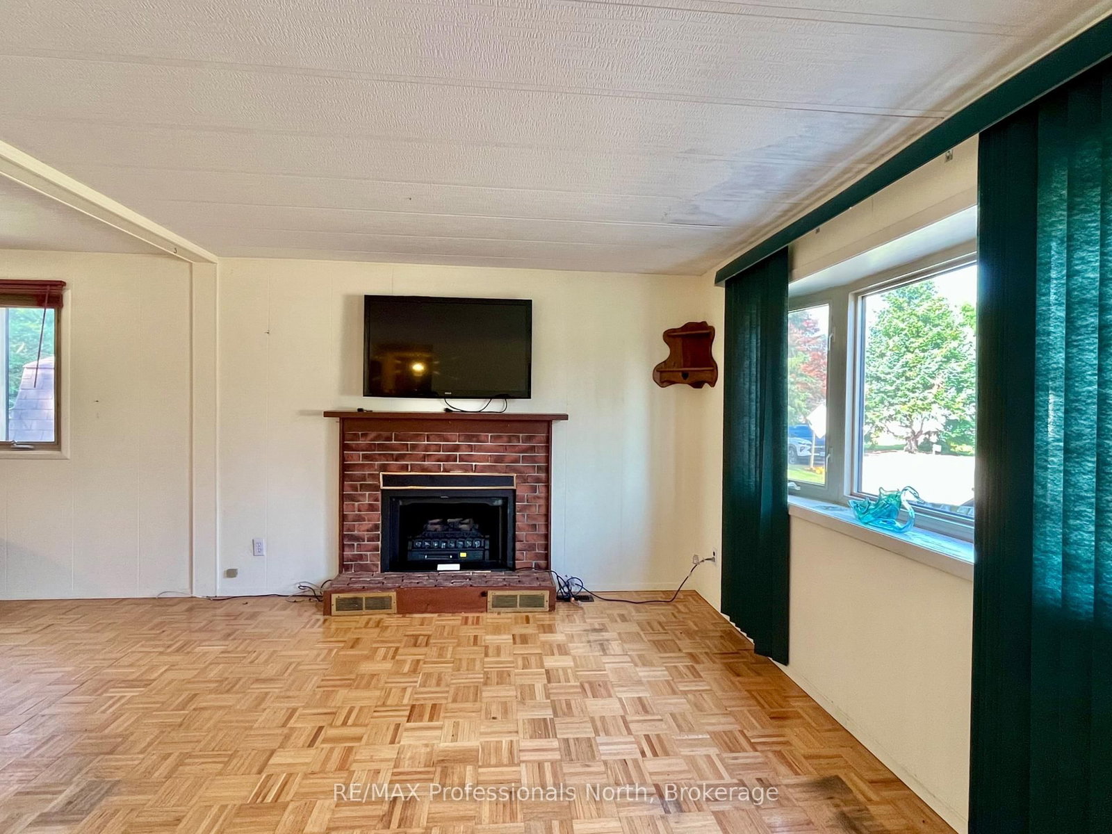 1034 Eighth Lane • Minden Hills, ON photo 16