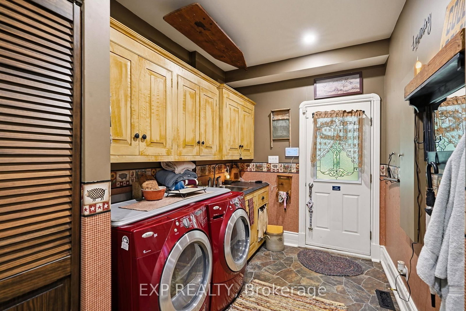 1259 RANDBORO Crescent • Navan, ON photo 38