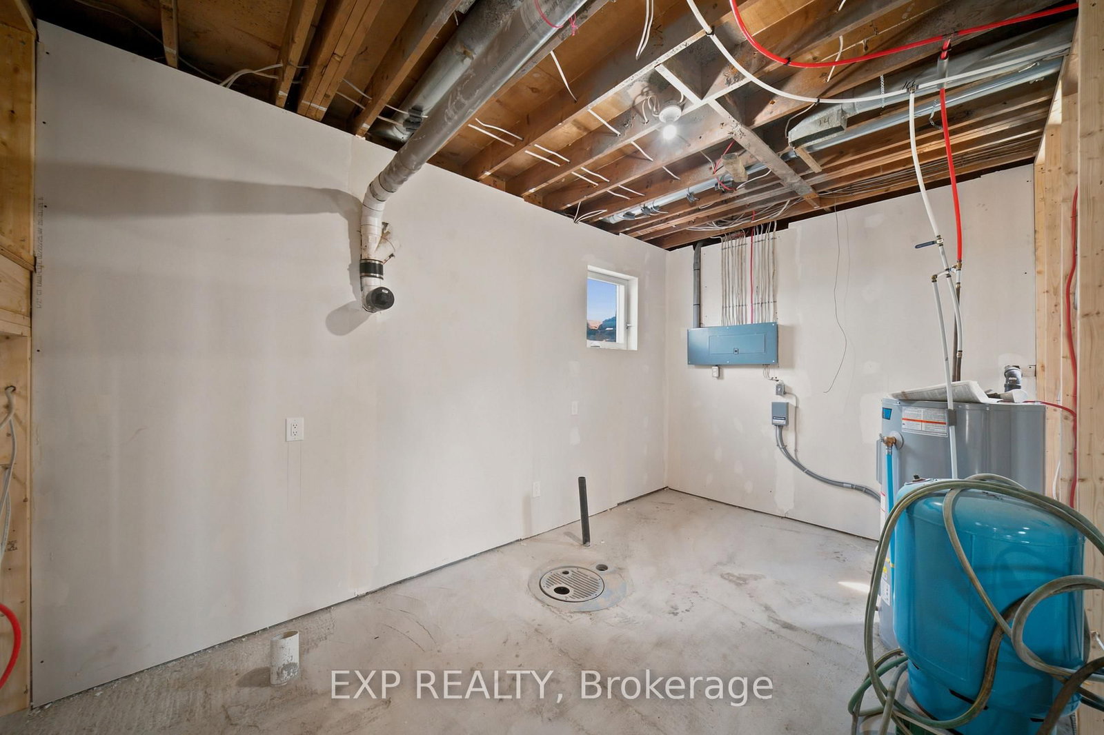 2740 CLAUDE DUVAL Side Road • The Nation, ON photo 31