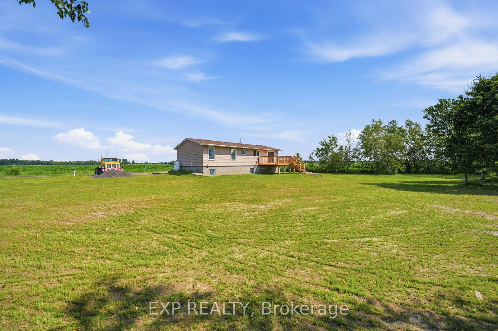 2740 CLAUDE DUVAL Side Road • The Nation, ON photo 36