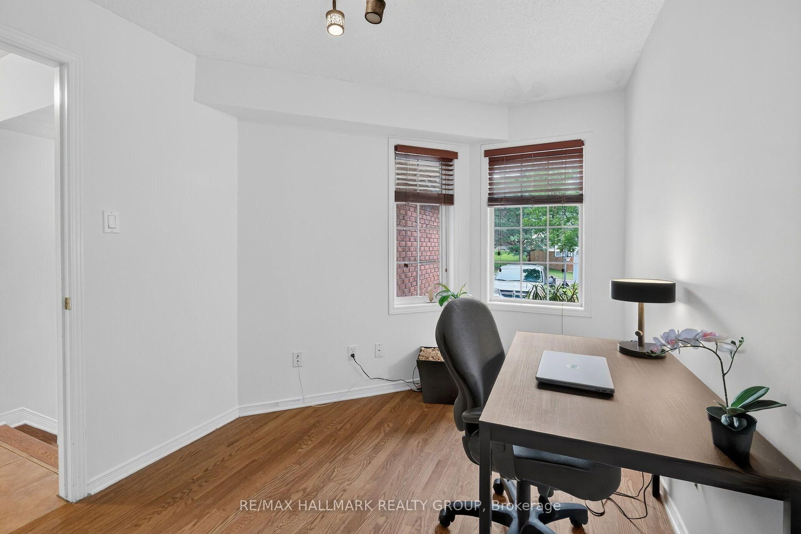 174 Carwood Circle • Ottawa, ON photo 20