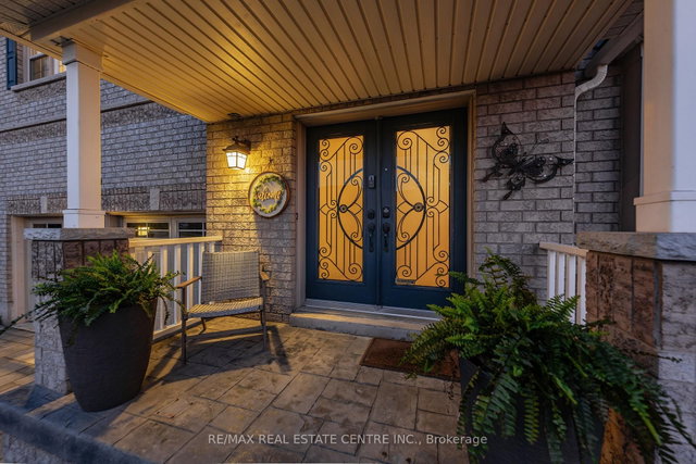 72 Swift Crescent